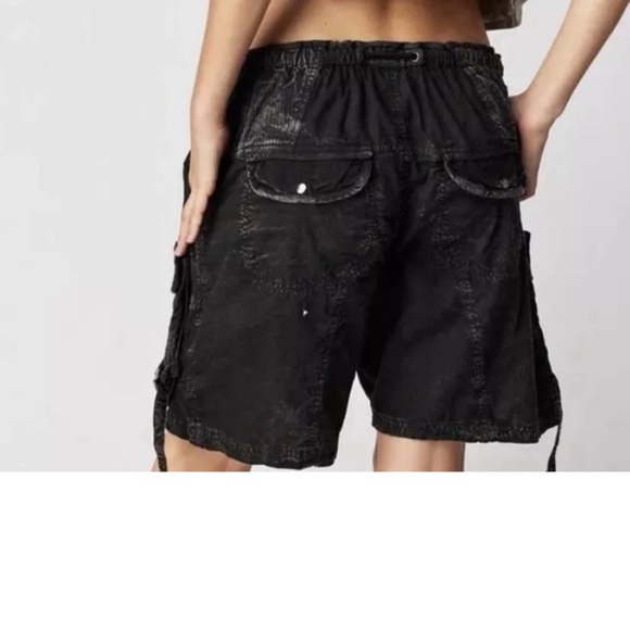 🌺Free People shorts🌺 - Picture 2 of 2